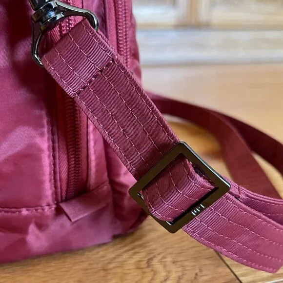 LUG Ranger Crossbody and Matching Wallet Rosewood and Maple Cream Inside - Picture 6 of 16